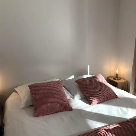 Le Lys D'or - Cosy Et Proche Lac, Balcon Terrasse Apartment *